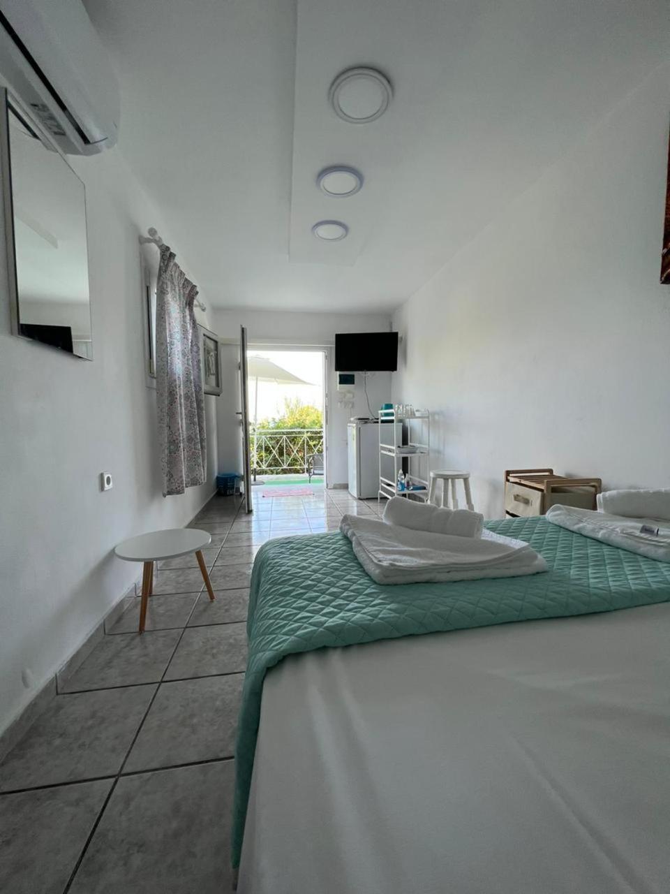 Aronis Spyros Panoramic Seaview Apartments Longós Camera foto