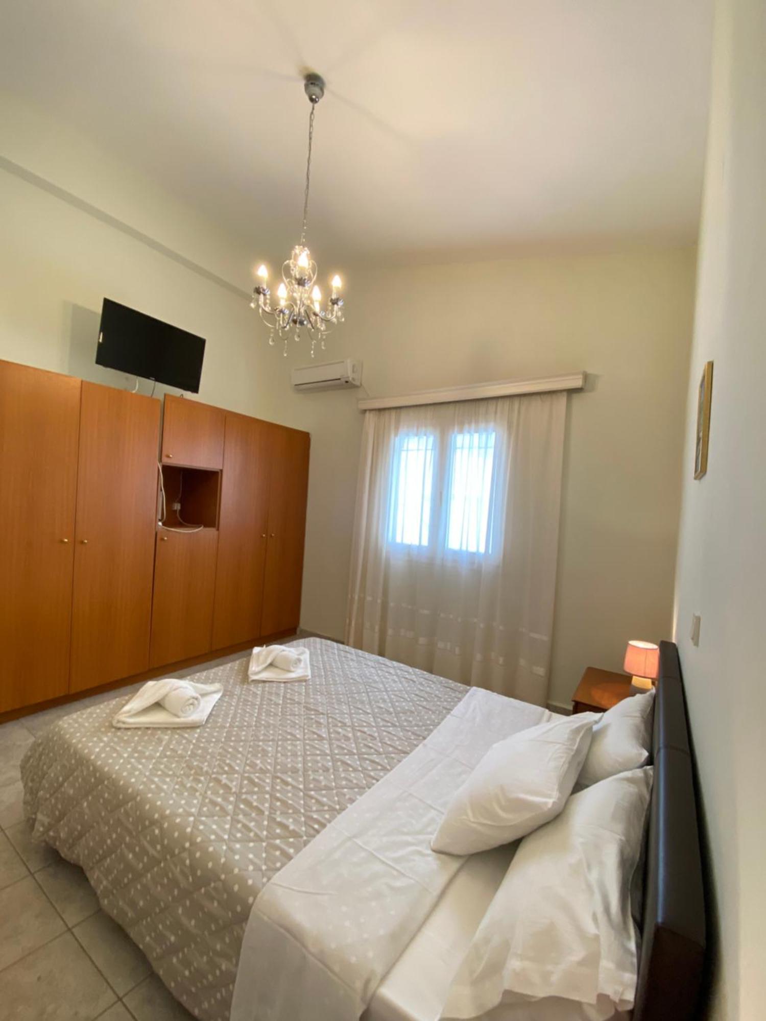 Aronis Spyros Panoramic Seaview Apartments Longós Camera foto